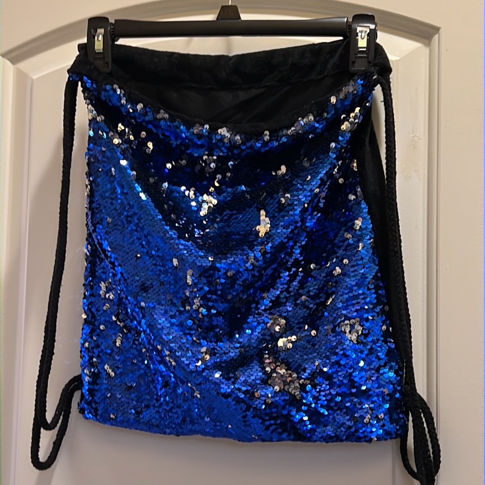 New Sequined Back Back